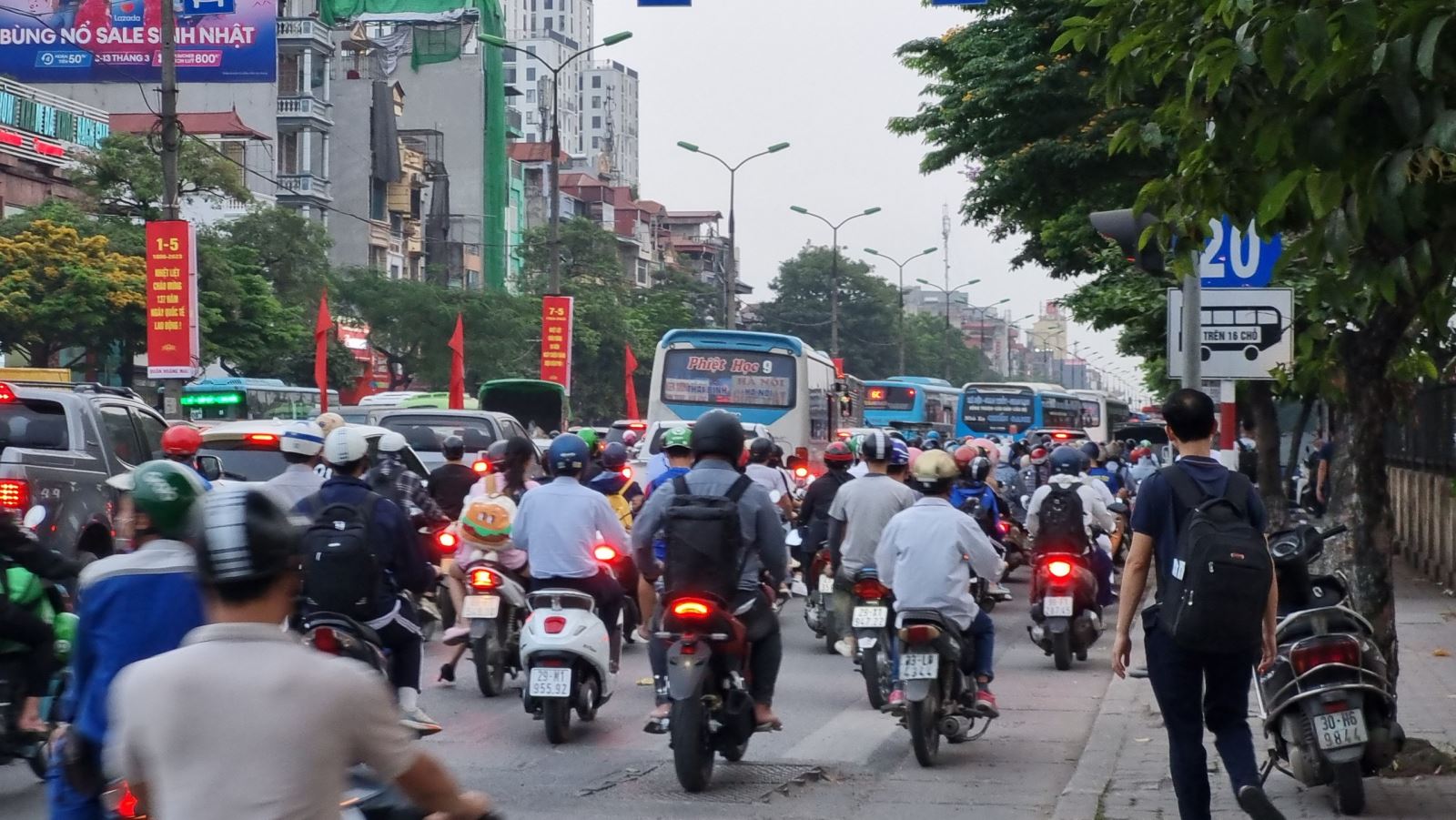 Những bữa cơm gia đình